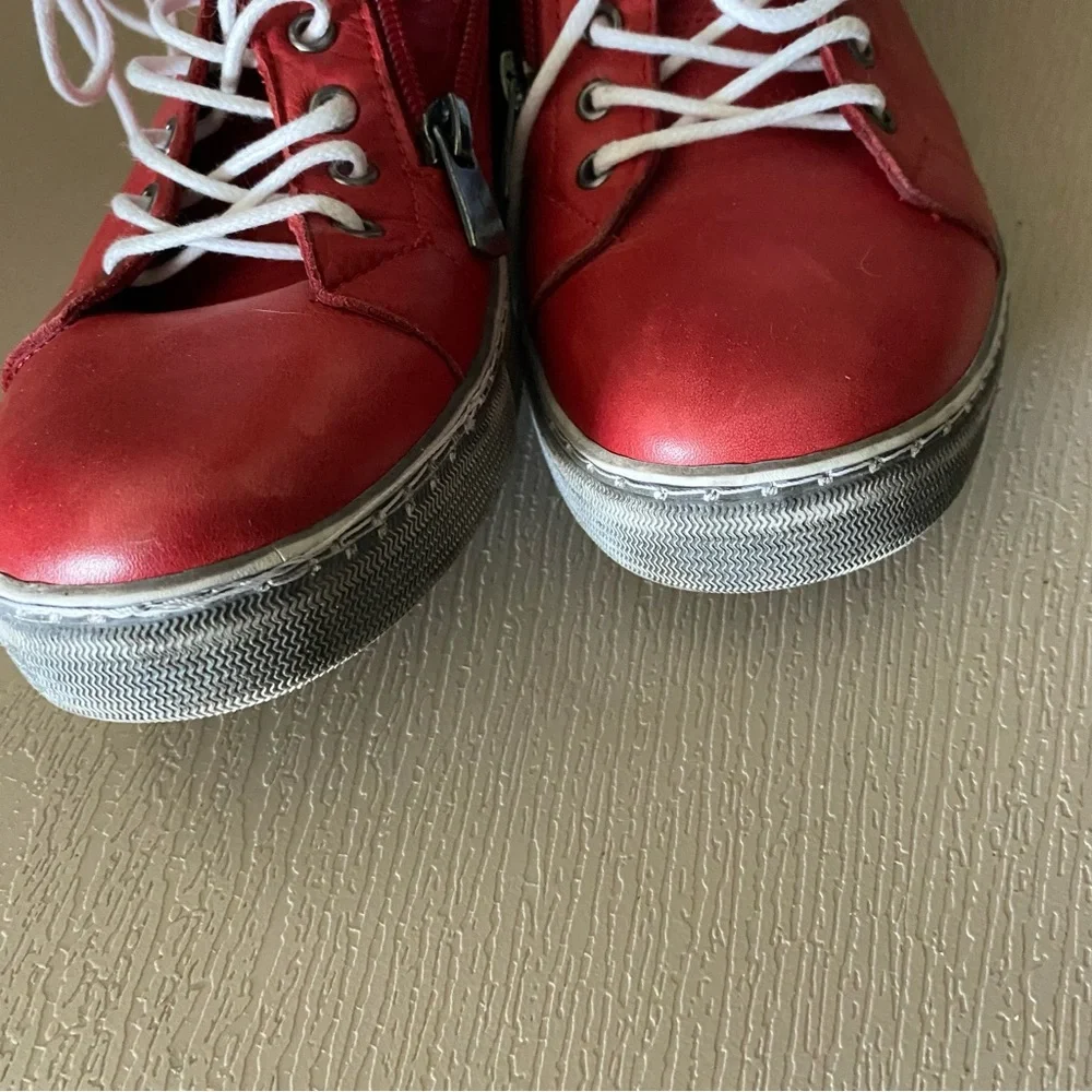 Gelato Tampa High Top Soft Leather Sneaker| Red| Women's Size euro 37
